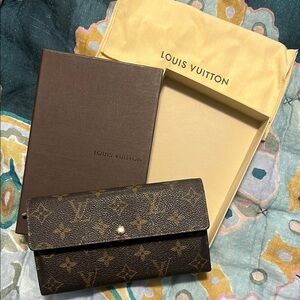Louis Vuitton Brown Monogram Women's wallet